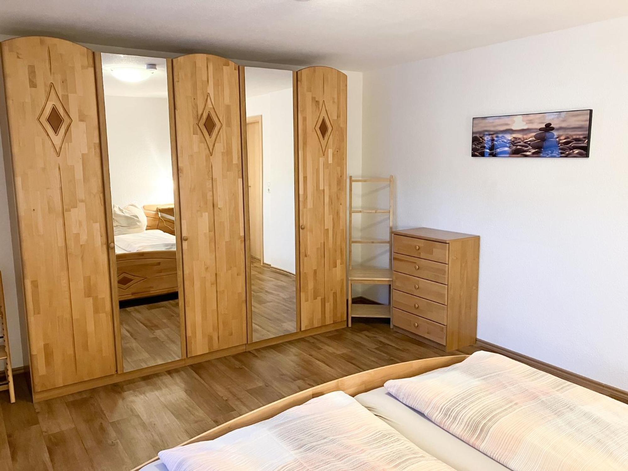 Ferienwohnung Morgensonne Am Kurpark Bad Berka - Parkplatz - Spielplatz - Wlan - 2 Schlafzimmer Exteriér fotografie